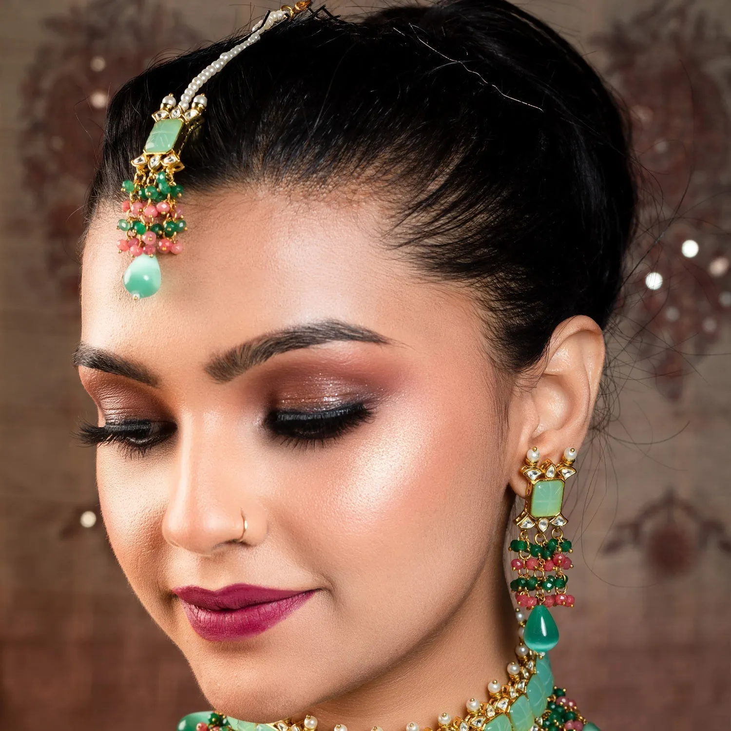 Aafizah Mint Green & Pink Gold Plated Choker Kundan Set