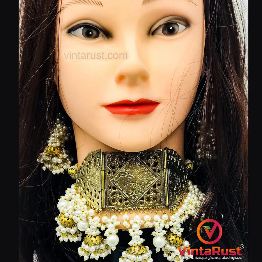 Amulet Cum Choker Style Necklace And Earrings