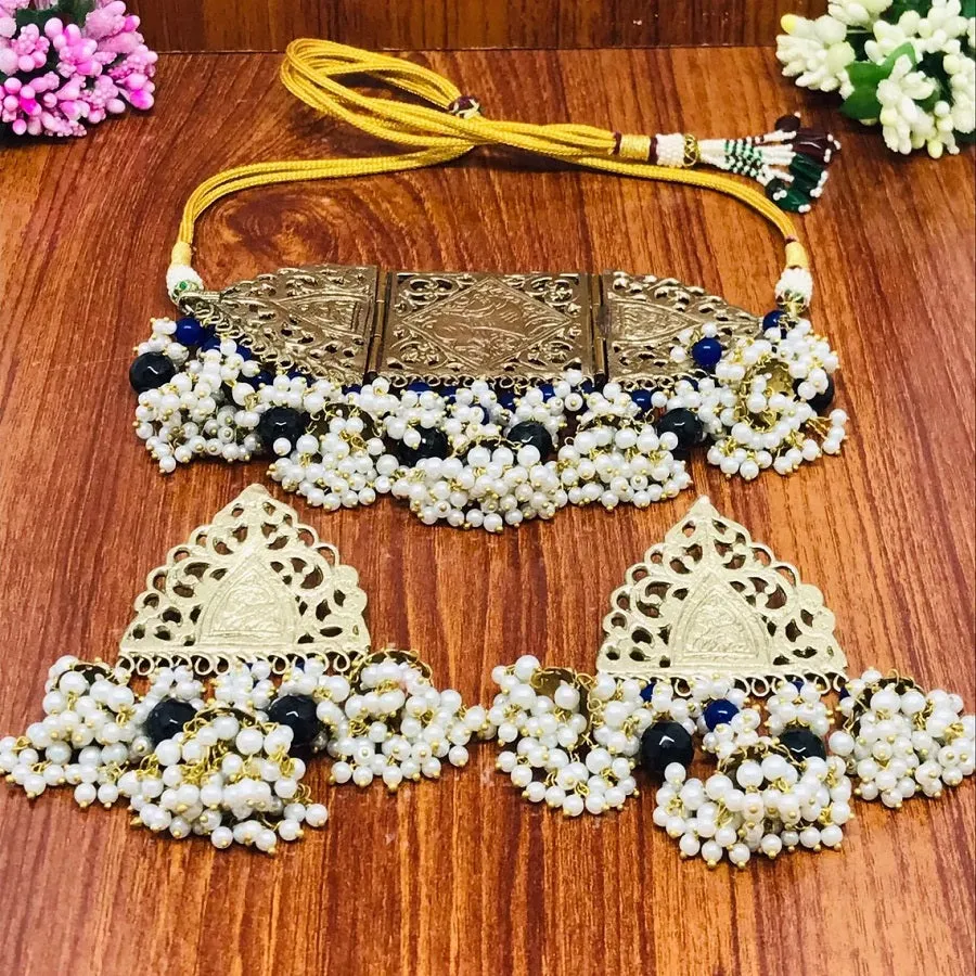 Amulet Cum Choker Style Necklace And Earrings