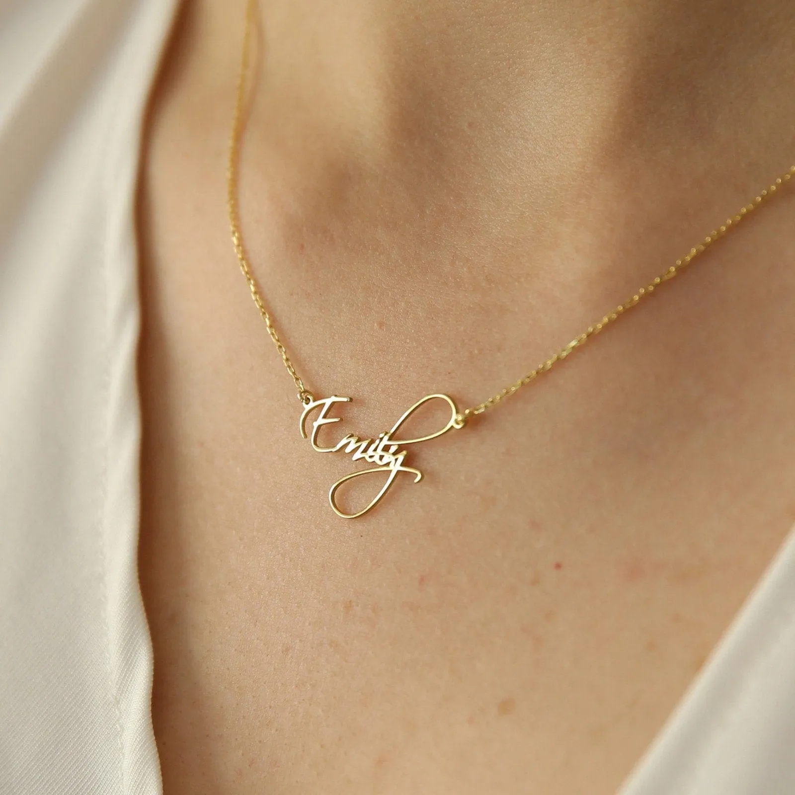 'Celestia' Cursive Name Necklace - Solid Gold