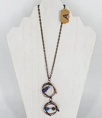 Handcrafted Tarnished Solid Copper Wrapped Pendant with Hammered Texture – Jasper & Blue Abalorios Dangle