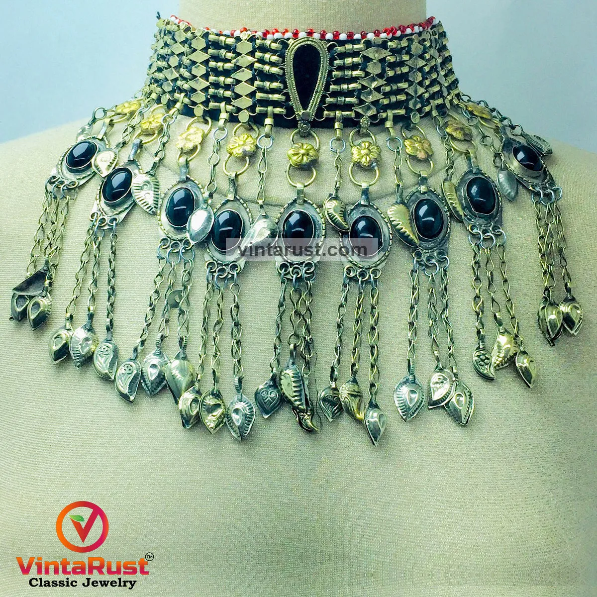 Handmade Choker Necklace with Glass Stones And Beads