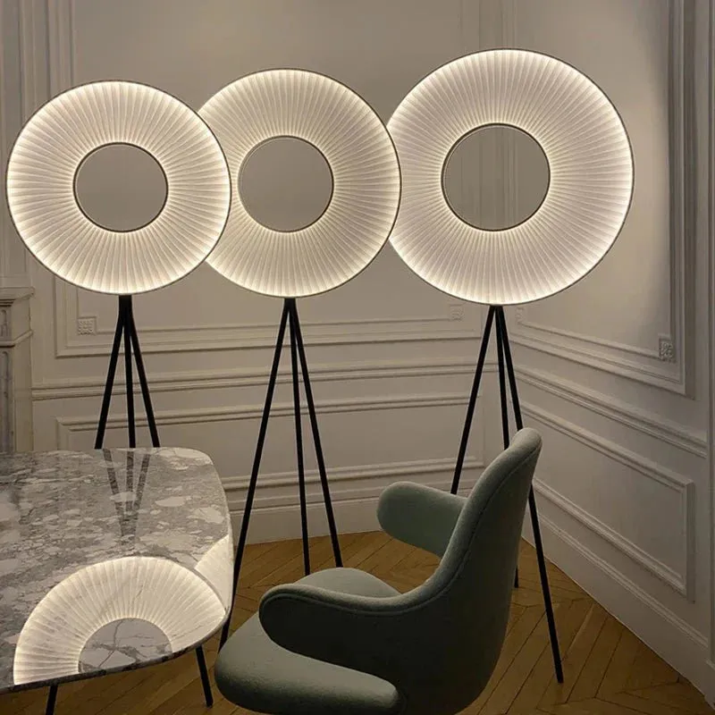 Henry Halo Stand Lamp