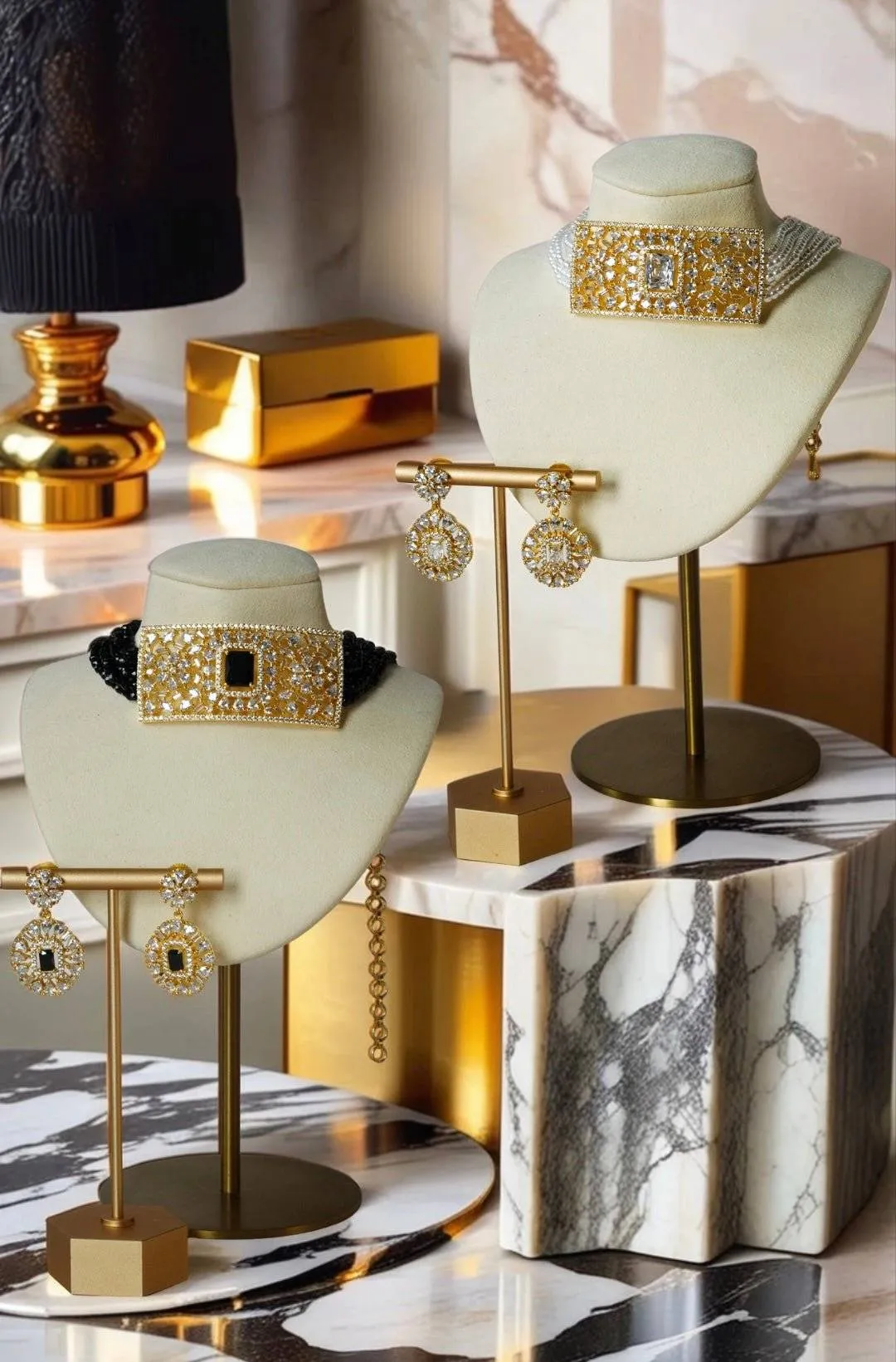 Luna - Chic Gold-Plated Choker Necklace Set