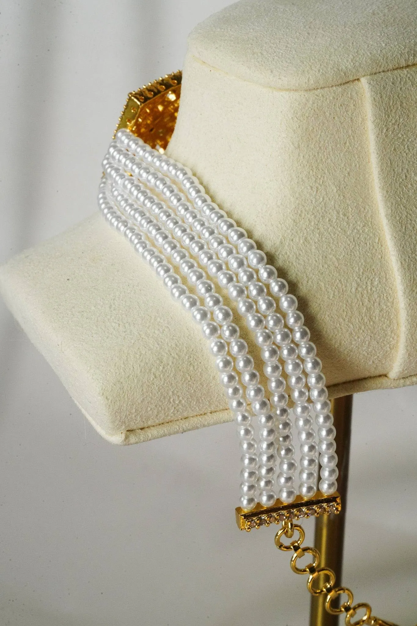 Luna - Chic Gold-Plated Choker Necklace Set
