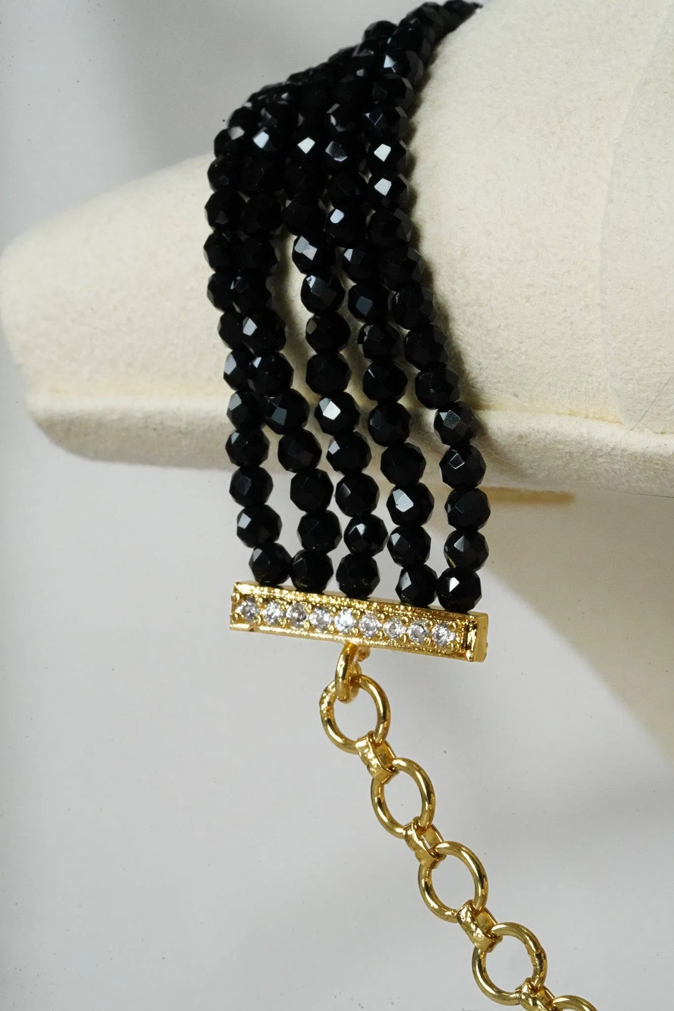 Luna - Chic Gold-Plated Choker Necklace Set