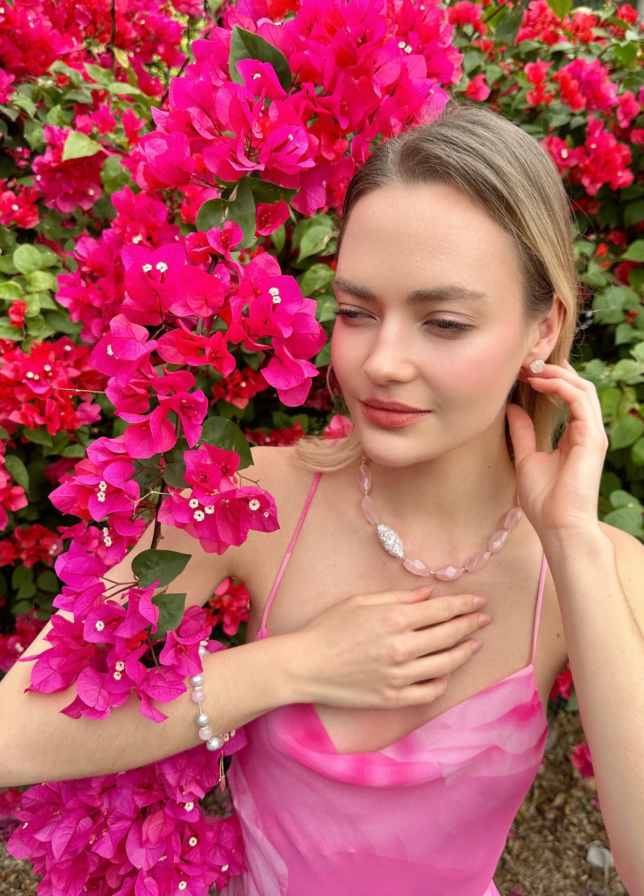 Rose Quartz Elegance Necklace LN010